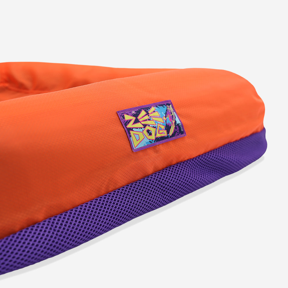 Surf Zee.Dog bed cover